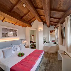 Navona Palace Luxury דירה